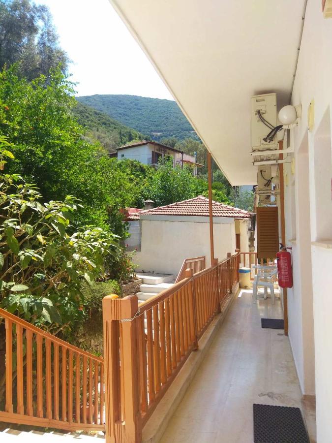 Kostas Studios II فاسيليكي المظهر الخارجي الصورة